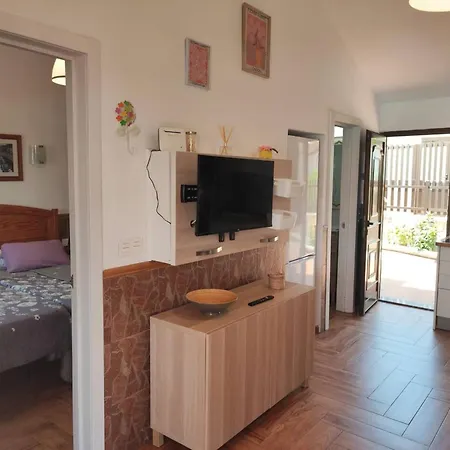 펜션 One Bedroom Bungalow With Shared Pool And Wifi At Maspalomas 1 Km Away From The Beach *